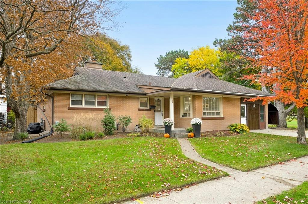3 Oakwood Avenue, Kitchener, ON, N2H 6G7
