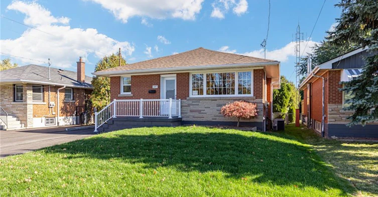 Upper-387 East 19th Street, Hamilton, ON, L9A 4S9 - 3