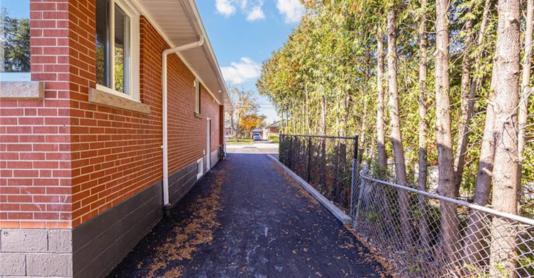 Upper-387 East 19th Street, Hamilton, ON, L9A 4S9 - 39