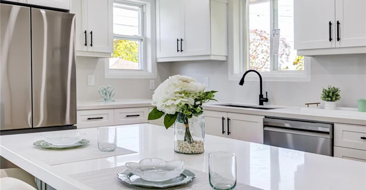 Upper-387 East 19th Street, Hamilton, ON, L9A 4S9 - 24