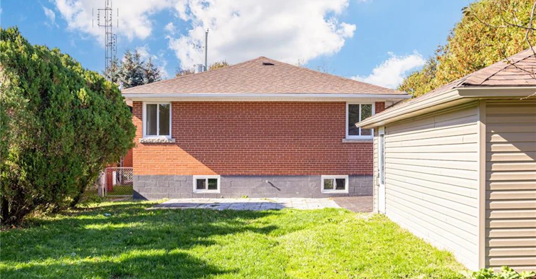 Upper-387 East 19th Street, Hamilton, ON, L9A 4S9 - 43