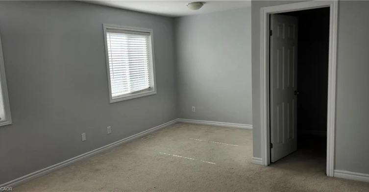 82 Renfrew Street, Kitchener, ON, N2R 0G8 - 9