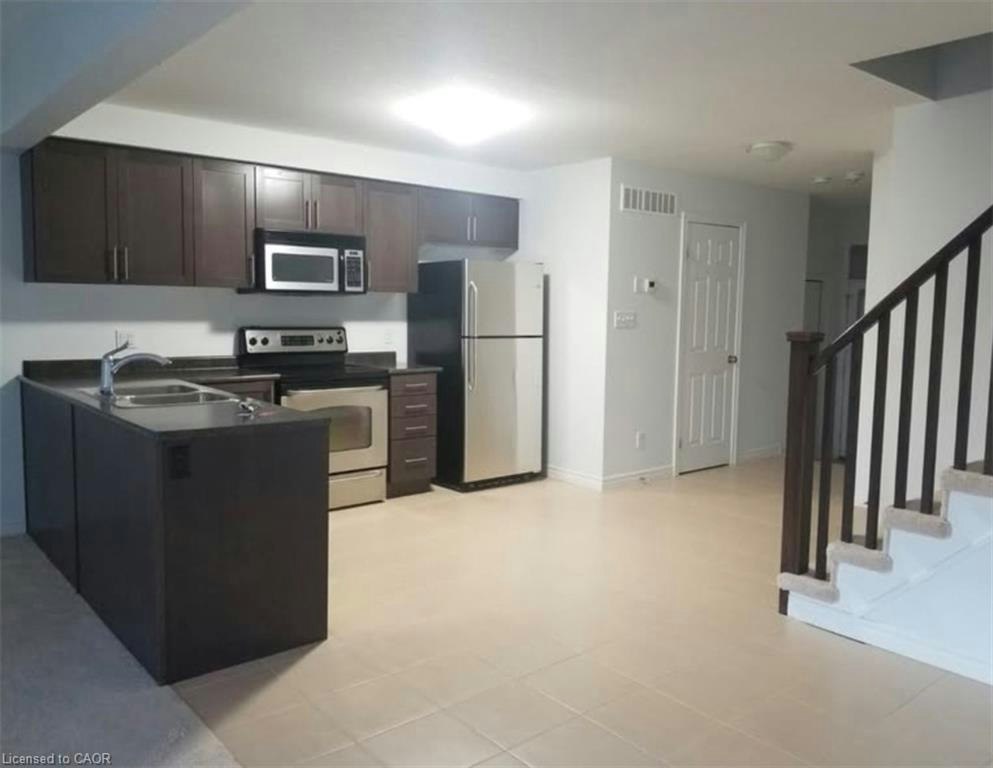 82 Renfrew Street, Kitchener, ON, N2R 0G8 - 6