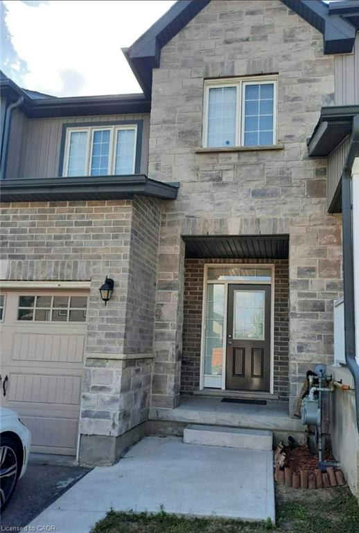 82 Renfrew Street, Kitchener, ON, N2R 0G8