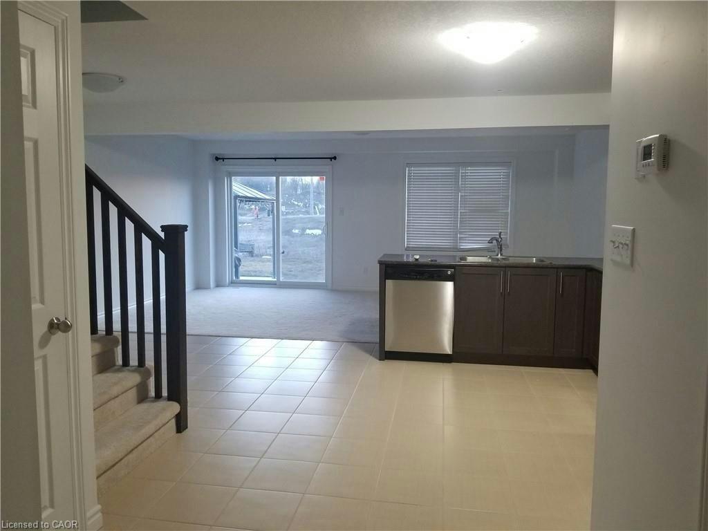 82 Renfrew Street, Kitchener, ON, N2R 0G8 - 3