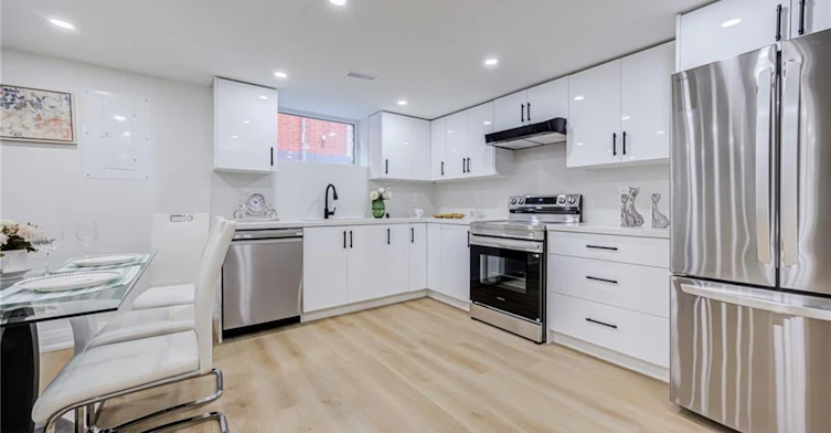 Lower-387 East 19th Street, Hamilton, ON, L9A 4S9 - 10