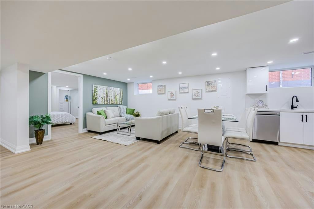 Lower-387 East 19th Street, Hamilton, ON, L9A 4S9 - 24