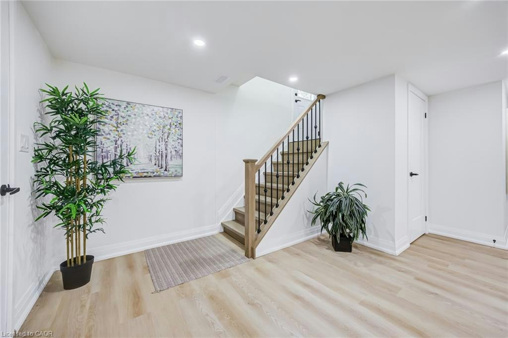 Lower-387 East 19th Street, Hamilton, ON, L9A 4S9 - 5