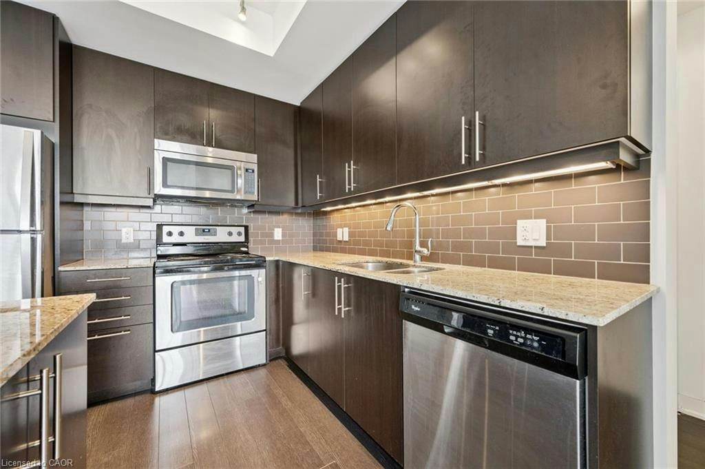 1511-85 Duke Street W, Kitchener, ON, N2H 4Y7 - 14