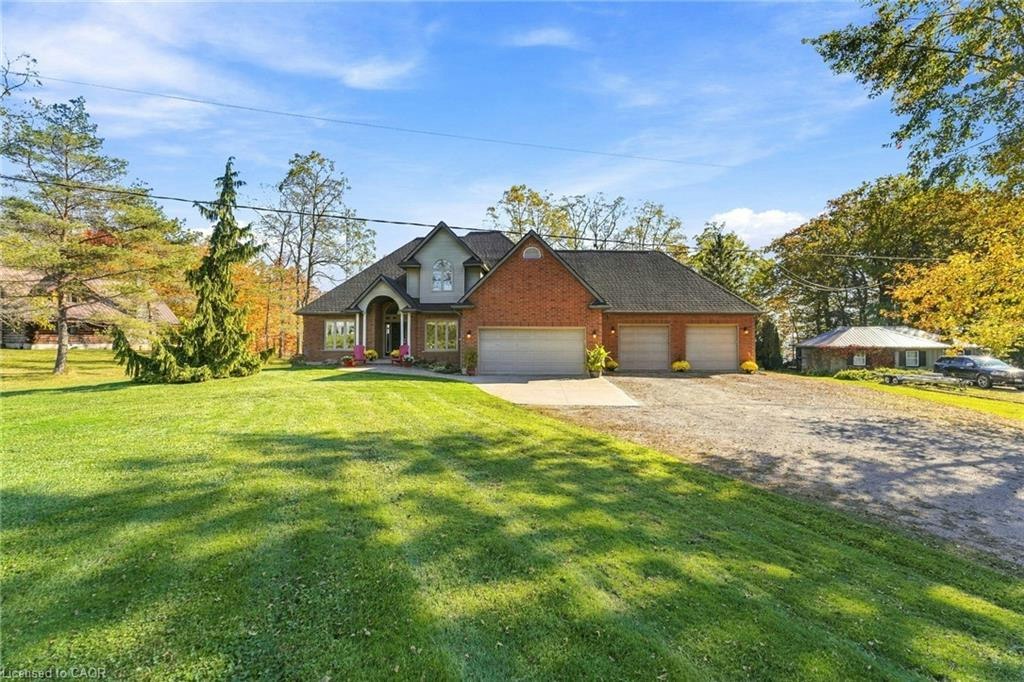 5 Upper Mohawk Point Road, Cayuga, ON, N0A 1K0
