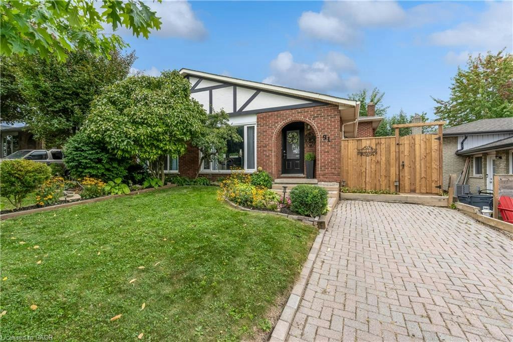 91 Guildwood Drive, Hamilton, ON, L9C 6S3