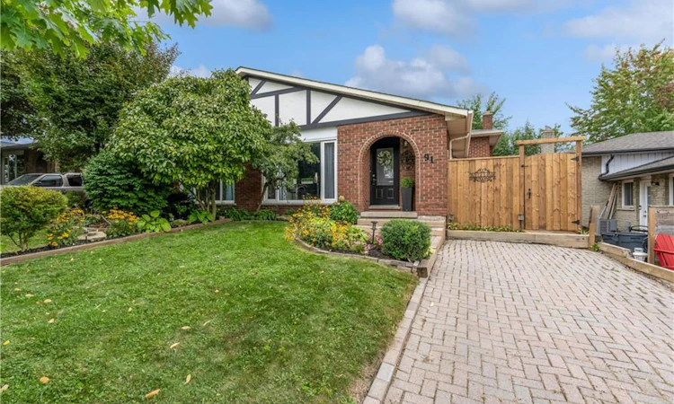 91 Guildwood Drive