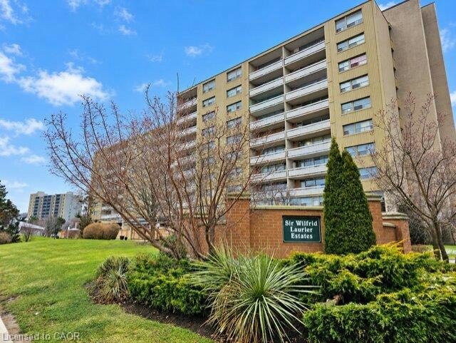 1002-15 Albright Road, Hamilton, ON, L8K 5J2