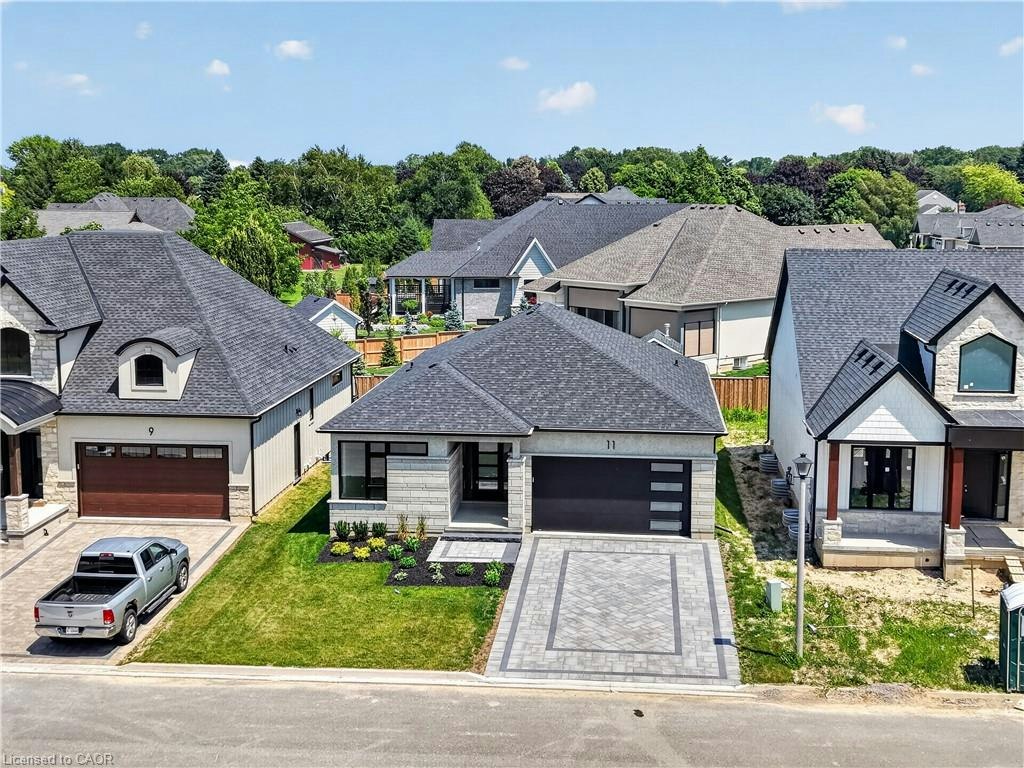 11 Oakley Drive, Niagara-on-the-Lake, ON, L0S 1J0