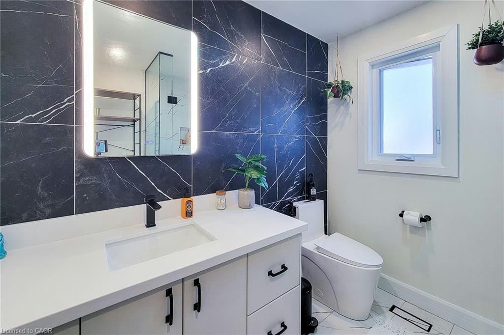 9 Cedarlawn Court, Hamilton, ON, L9C 7J9 - 37