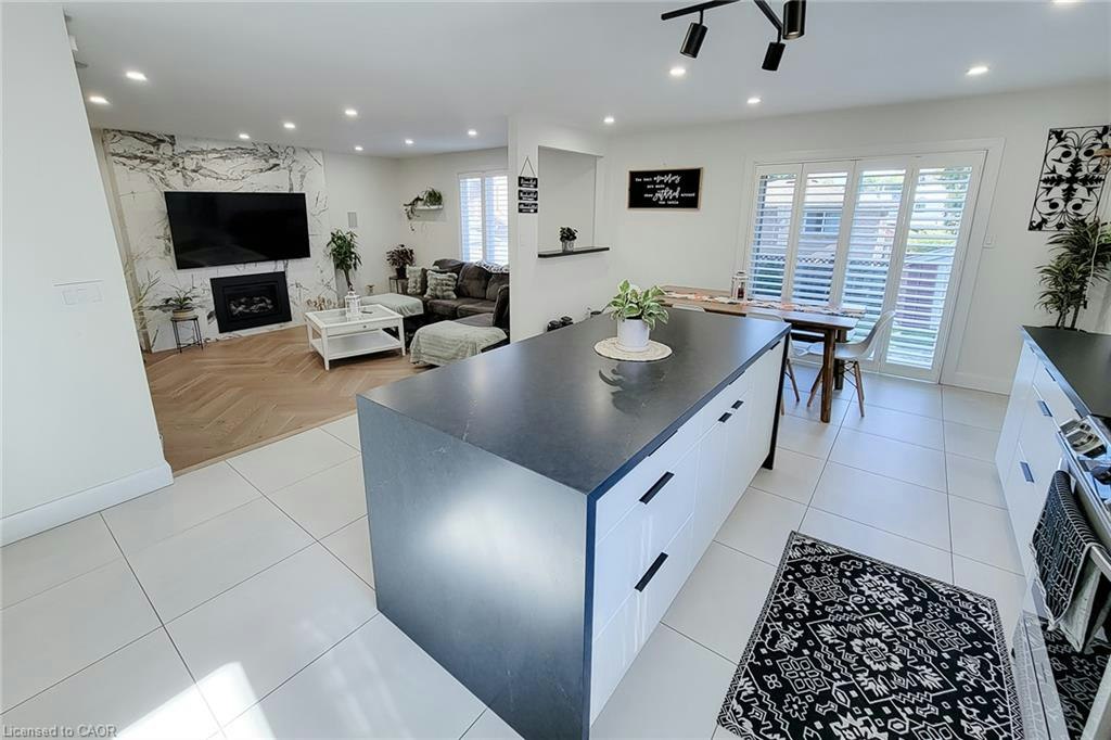 9 Cedarlawn Court, Hamilton, ON, L9C 7J9 - 19