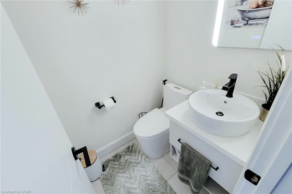9 Cedarlawn Court, Hamilton, ON, L9C 7J9 - 26