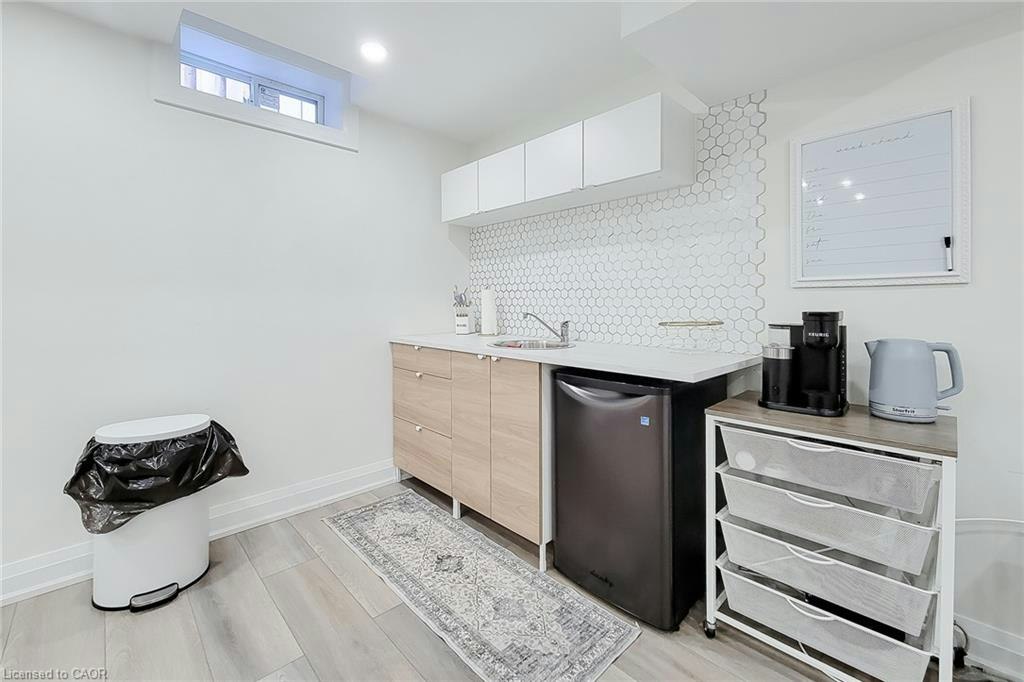 9 Cedarlawn Court, Hamilton, ON, L9C 7J9 - 43