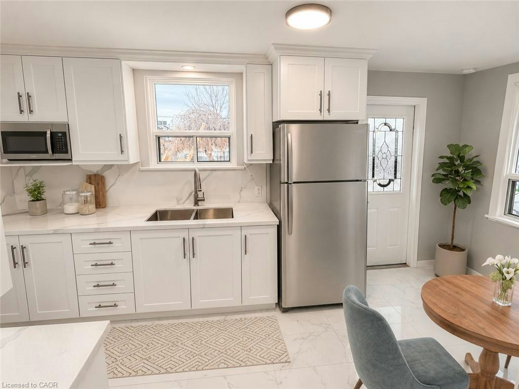 1-46 Delena Avenue S, Hamilton, ON, L8H 1B6 - 2