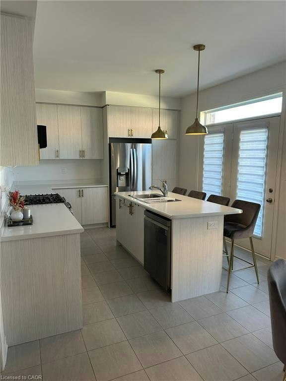 317 Great Falls Boulevard, Hamilton, ON, L0R 2H7 - 11