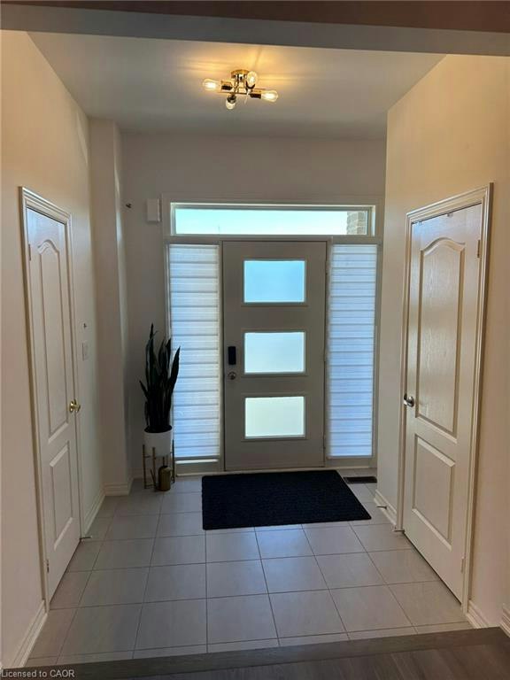 317 Great Falls Boulevard, Hamilton, ON, L0R 2H7 - 4