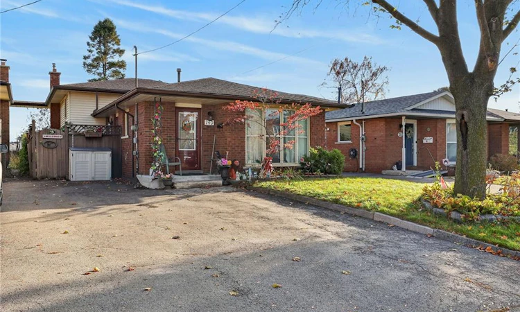 749 Upper Horning Road