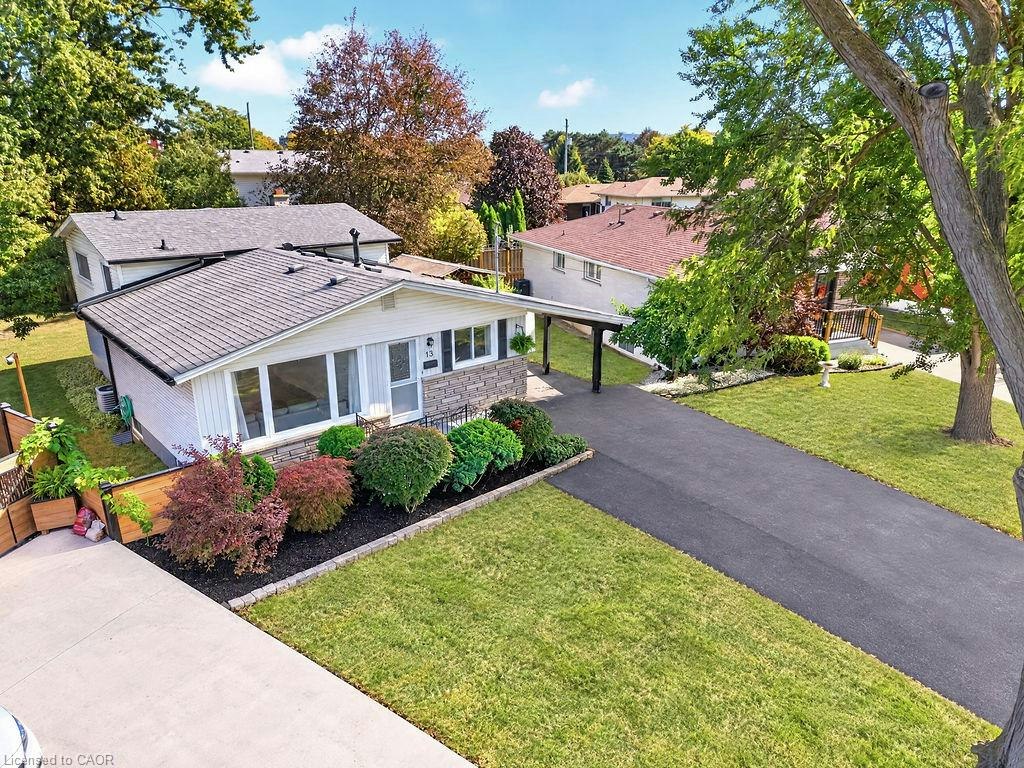 13 Crawford Drive, Hamilton, ON, L8H 2N9