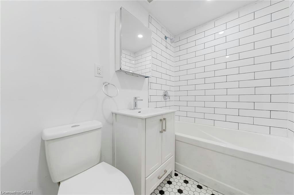 1-312 Aberdeen Avenue, Hamilton, ON, L8P 2R5 - 12