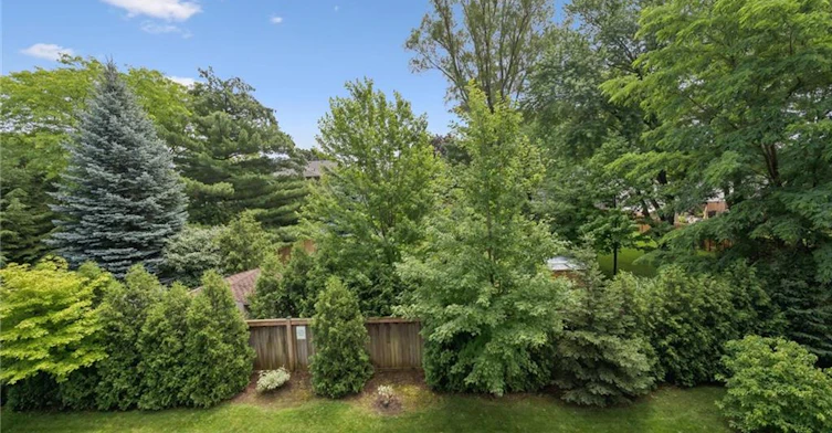 208-34 Plains Road E, Burlington, ON, L7T 0B9 - 30