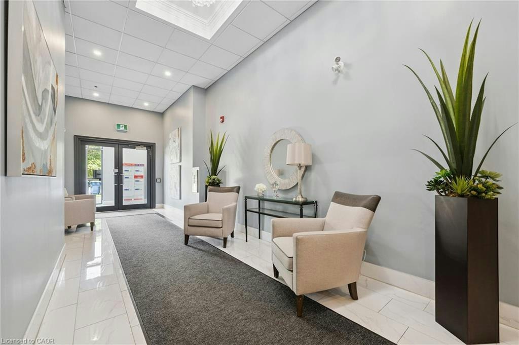 208-34 Plains Road E, Burlington, ON, L7T 0B9 - 5