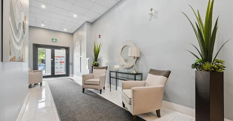 208-34 Plains Road E, Burlington, ON, L7T 0B9 - 5