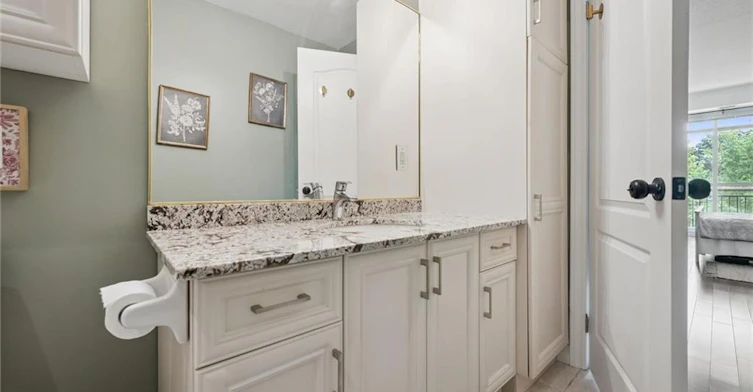 208-34 Plains Road E, Burlington, ON, L7T 0B9 - 22