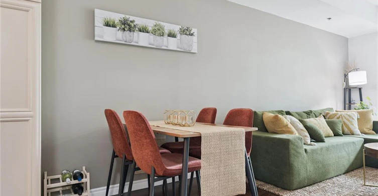 208-34 Plains Road E, Burlington, ON, L7T 0B9 - 14