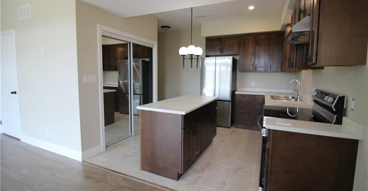 3-1395 Bleams Road, Kitchener, ON, N2E 3X7 - 2