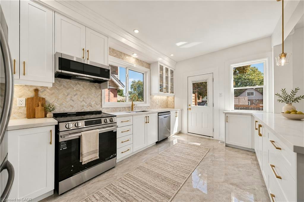 229 Park Row S, Hamilton, ON, L8K 2K4
