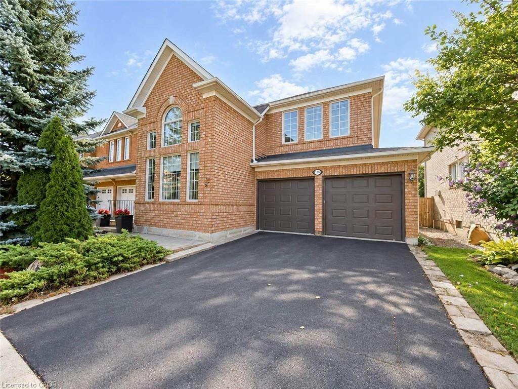 1396 Thorncrest Crescent, Oakville, ON, L6M 3Y9