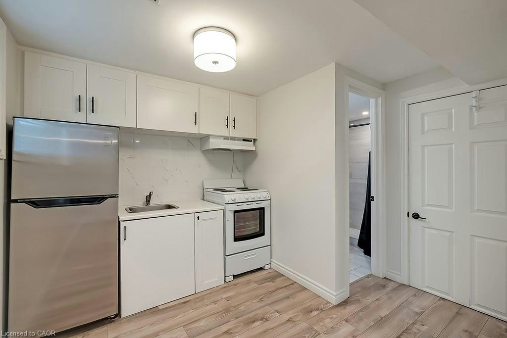 Lower-7 Garside Avenue S, Hamilton, ON, L8K 2V7 - 4