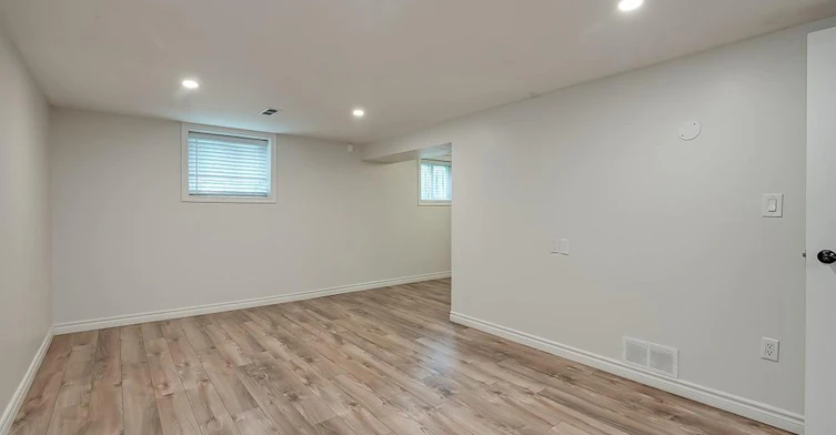 Lower-7 Garside Avenue S, Hamilton, ON, L8K 2V7 - 5