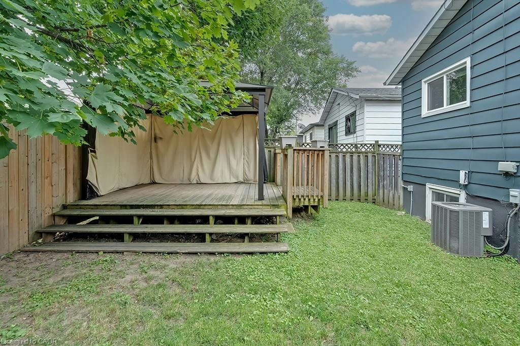 Lower-7 Garside Avenue S, Hamilton, ON, L8K 2V7 - 11