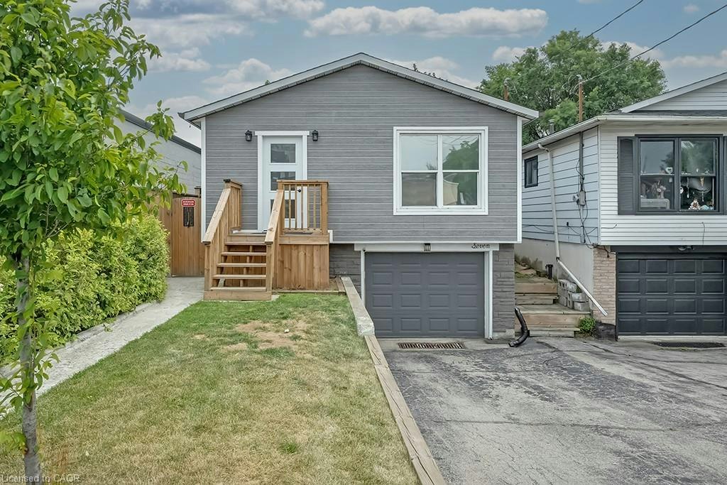 Lower-7 Garside Avenue S, Hamilton, ON, L8K 2V7