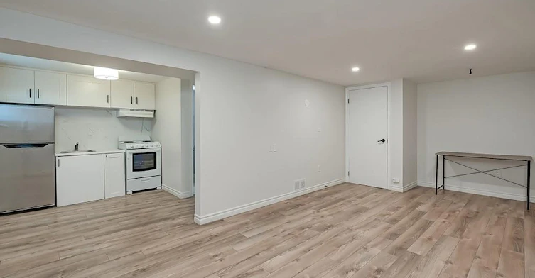 Lower-7 Garside Avenue S, Hamilton, ON, L8K 2V7 - 3