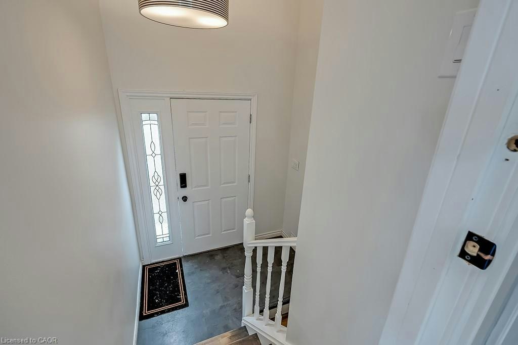 Lower-7 Garside Avenue S, Hamilton, ON, L8K 2V7 - 2