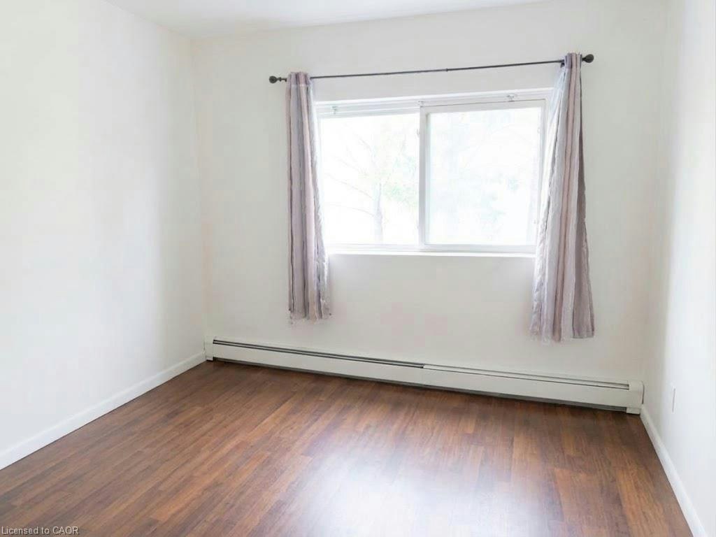 16-163 Chandler Drive, Kitchener, ON, N2E 1H1 - 5