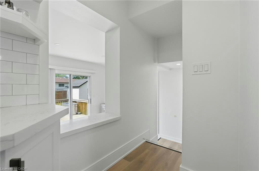 1-233 Gray Road, Hamilton, ON, L8E 1T9 - 12