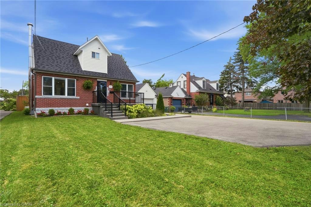 1-233 Gray Road, Hamilton, ON, L8E 1T9 - 2