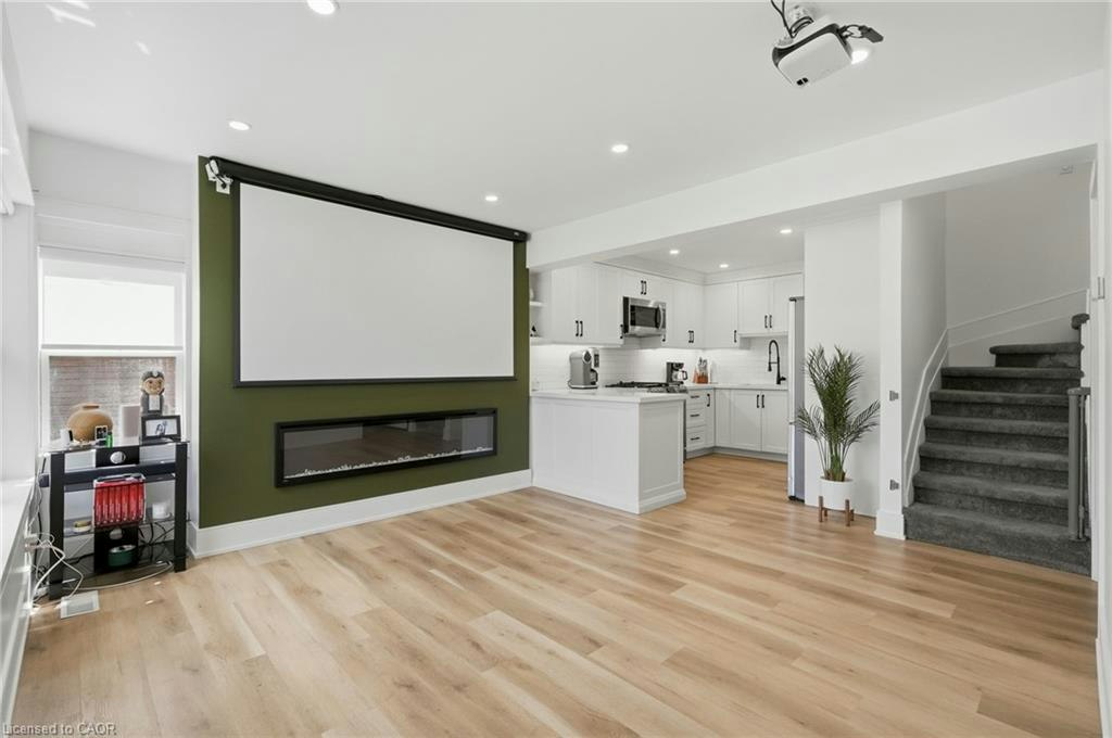 1-233 Gray Road, Hamilton, ON, L8E 1T9 - 3