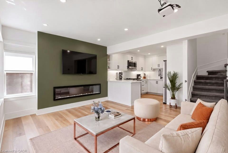 1-233 Gray Road, Hamilton, ON, L8E 1T9 - 4