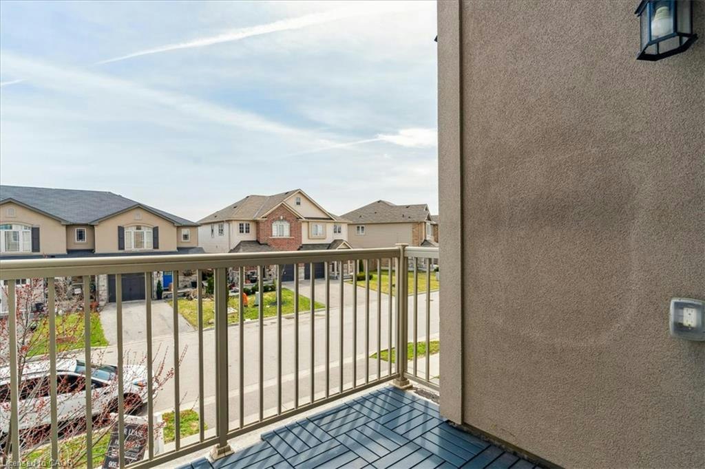 209 Westbank Trail, Hamilton, ON, L8J 0H4 - 33