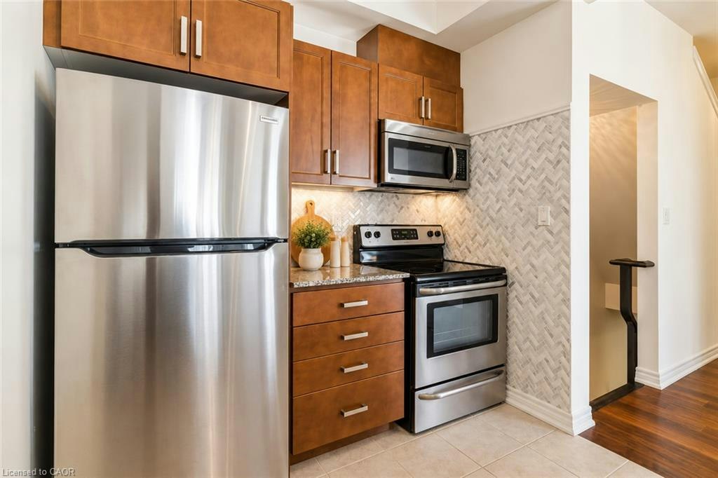 209 Westbank Trail, Hamilton, ON, L8J 0H4 - 14