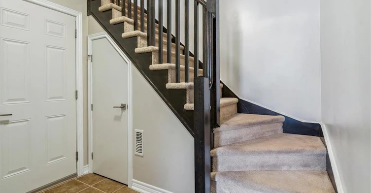 209 Westbank Trail, Hamilton, ON, L8J 0H4 - 9